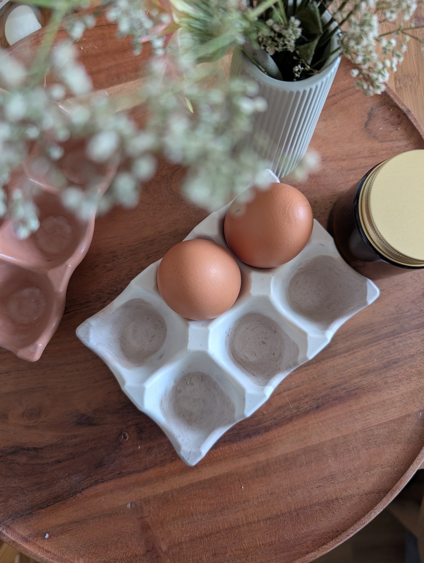 Plateau à oeufs en Jesmonite